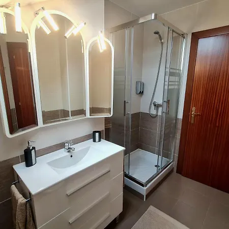 Fabuloso Con Terraza Y Piscina * Villabanez (Cantabria)