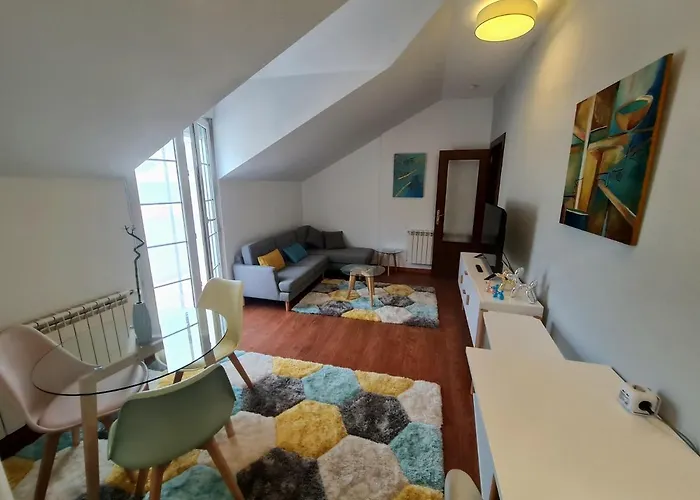 Fabuloso Con Terraza Y Piscina * Villabanez (Cantabria)